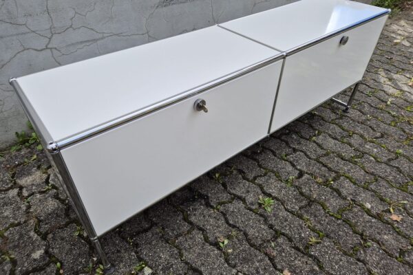 USM Sideboard